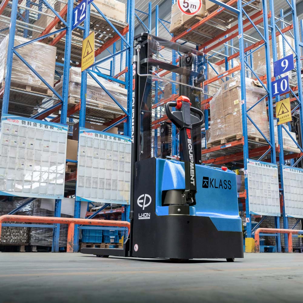 WSA121, Stivuitor electric pietonal 1.200 kg, acumulator Li-Ion, catarg triplex 4.800 mm - imagine 11