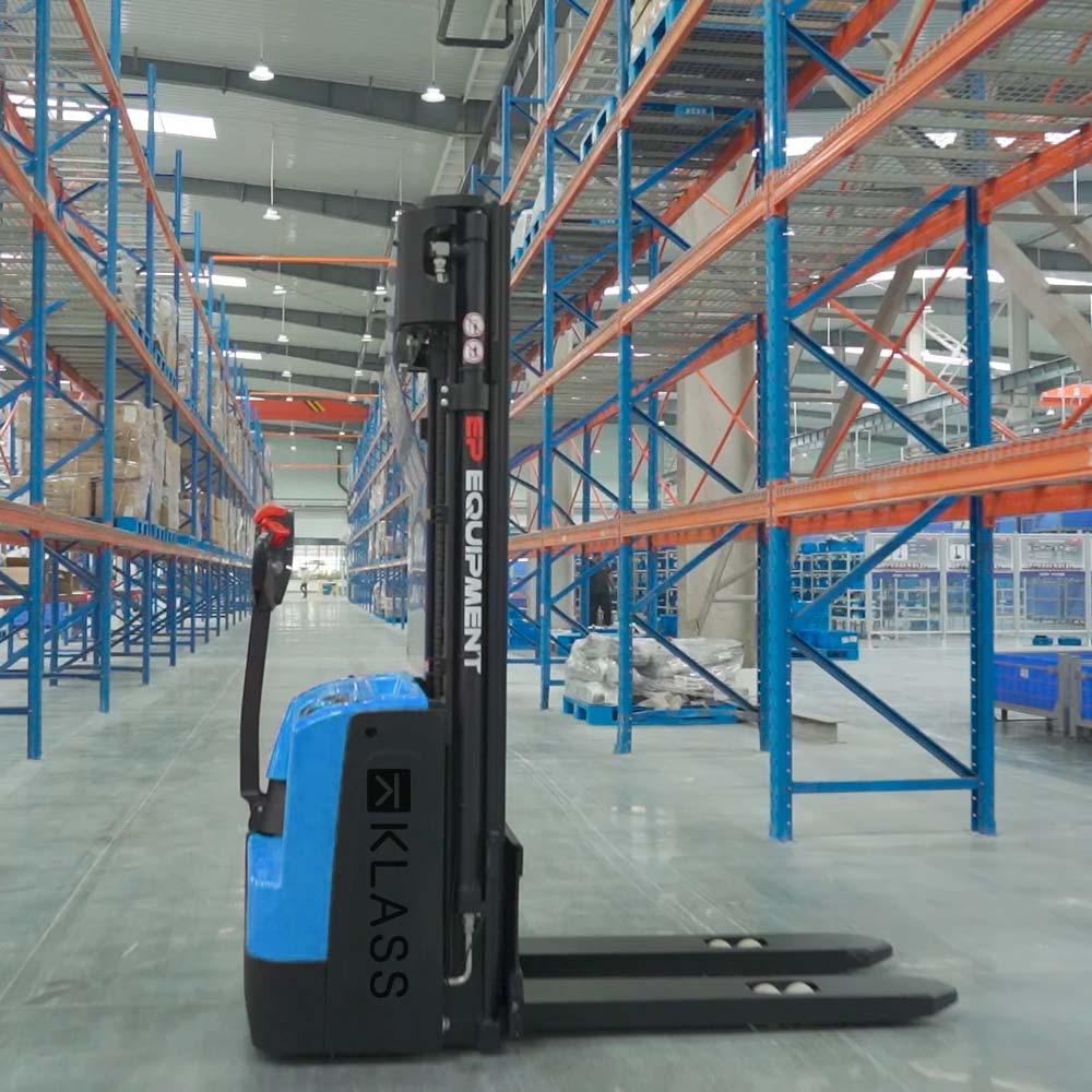 WSA121, Stivuitor electric pietonal 1.200 kg, acumulator Li-Ion, catarg triplex 4.800 mm - imagine 8